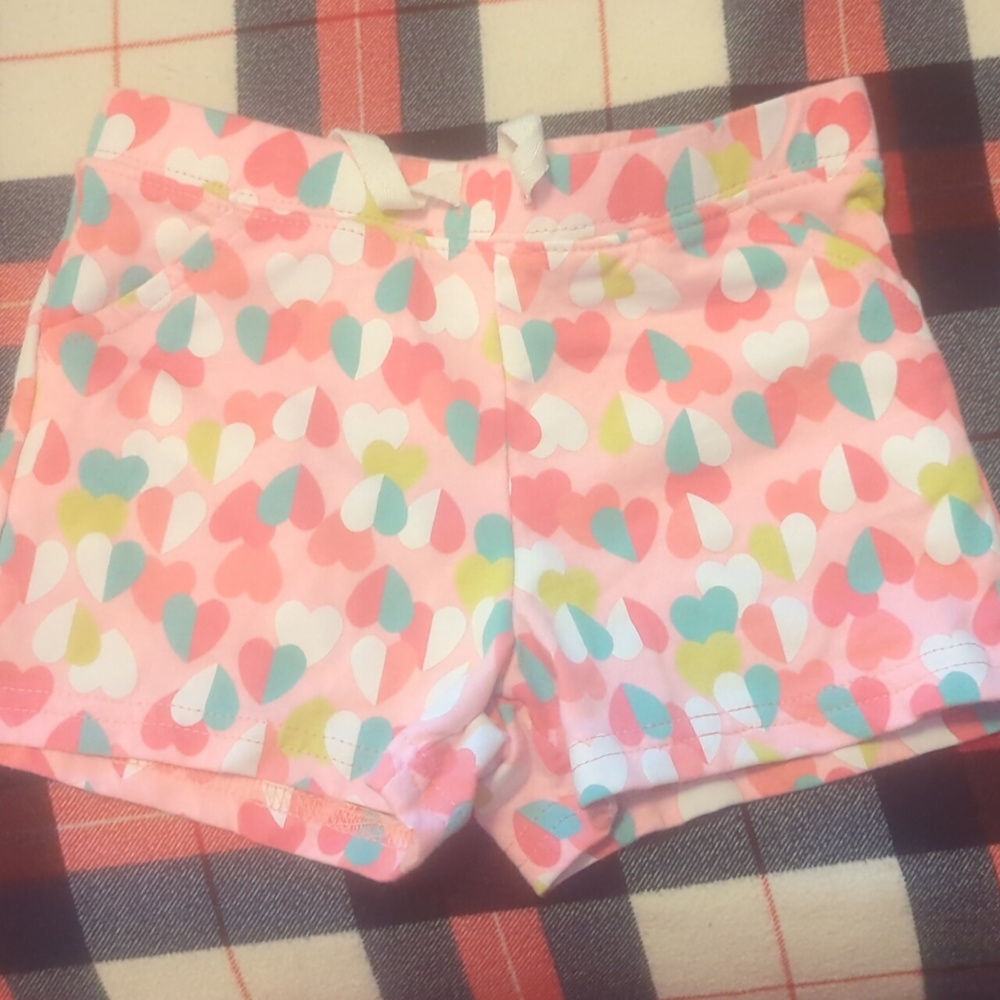 Carter's heart Valentine shorts size 4t girls